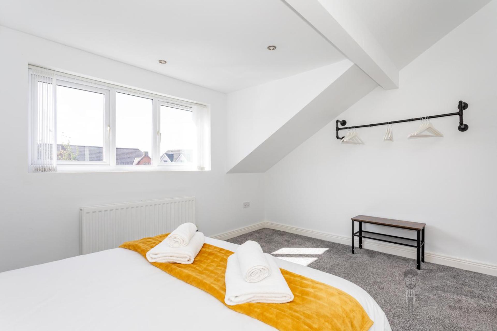 Attic Style 2 Bed Duplex Apartment With Rooftop Patio Belfast Zewnętrze zdjęcie